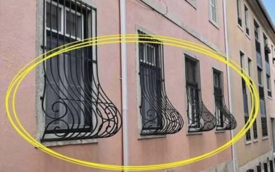 ¿Por qué algunas ventanas tienen barrotes con curva?