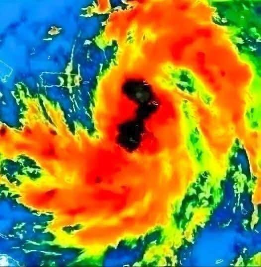 ÚLTIMA HORA Se está formando una gran tormenta… Ver más