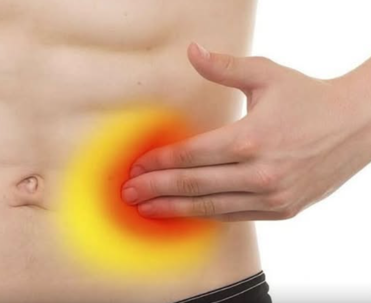 Dolor en el lado izquierdo del abdomen: qué puede estar intentando decirte tu cuerpo